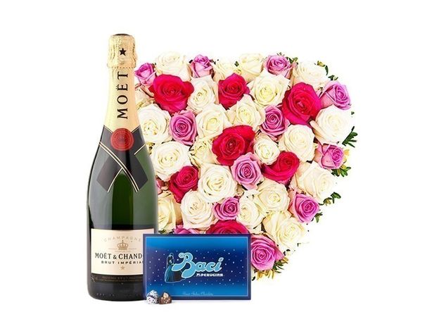 Heart of Roses with Moet & Baci