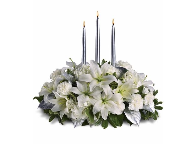 White and Silver Centrepiece